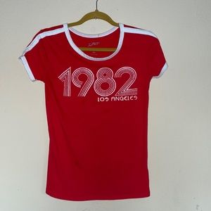 1982 Los Angeles Vintage Style Women Firm Fitting Red White T-Shirt